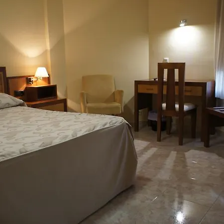 Hotel Puente