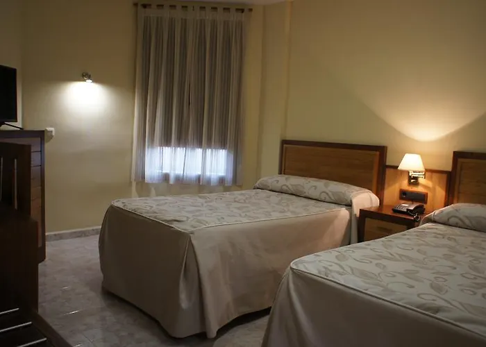 Отель Puente Алькантара